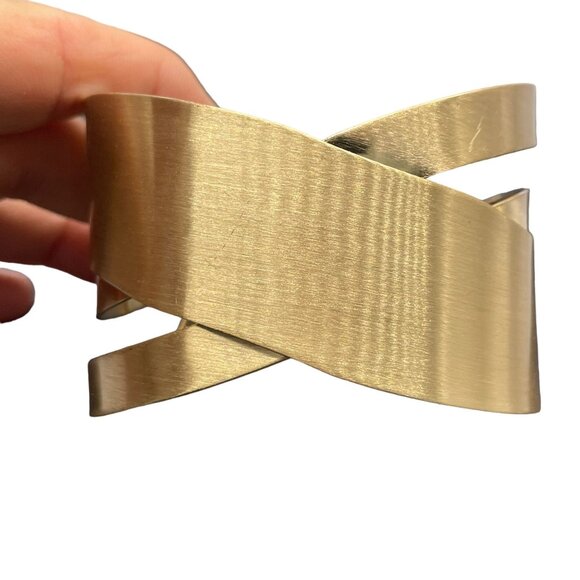 Cross Cuff Bangle Bracelet Gold Tone Evening Classic Party/cocktail Date Night - Picture 5 of 7